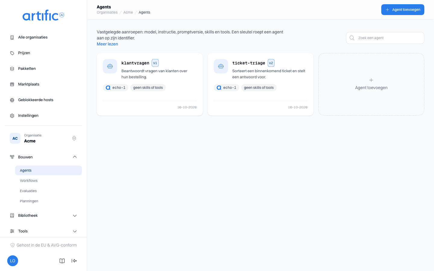 Het onderdeel Agents: een kaart per agent met naam, versie, omschrijving, model, het aantal skills en tools, labels en de datum van de laatste wijziging, en een knop Agent toevoegen.